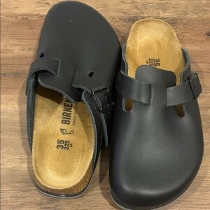 Birkenstock Classic Black Slip-On Clogs